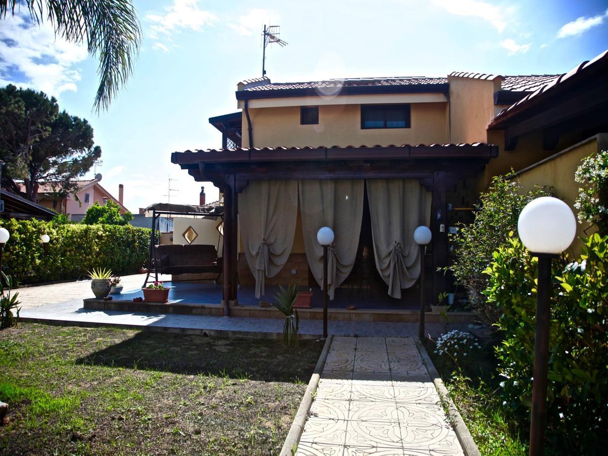 Acasaammari Apartment Campofelice Di Roccella Exterior photo
