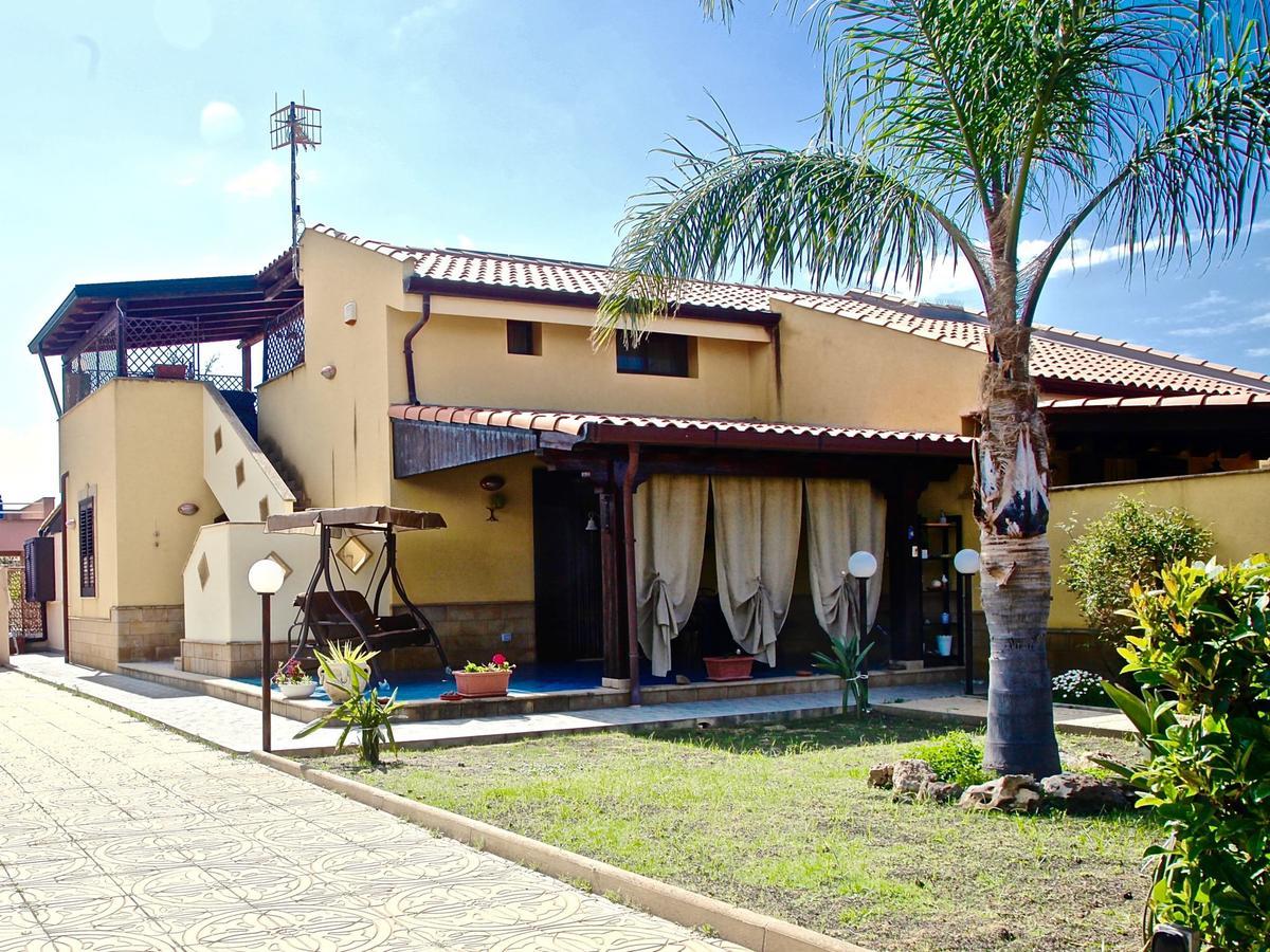 Acasaammari Apartment Campofelice Di Roccella Exterior photo