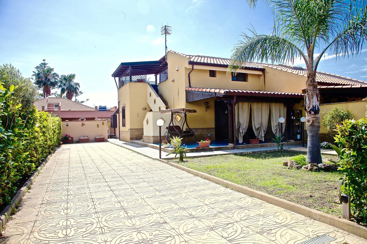 Acasaammari Apartment Campofelice Di Roccella Exterior photo